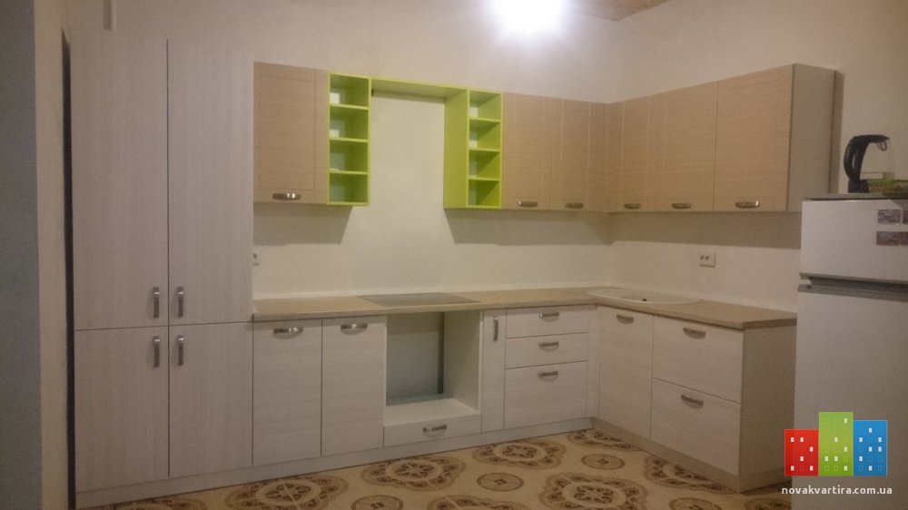 Современная кухня из венге светлого.jpg
